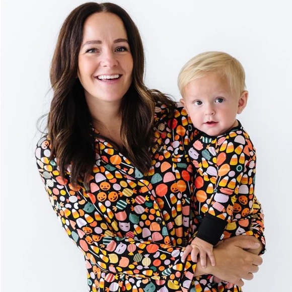 Little Sleepies Bamboo Zippy Spooky treats Limited Print Preemie Size - Picture 2 of 2